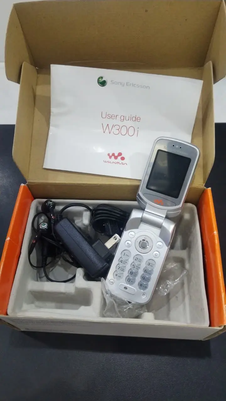 گوشی سونی اریکسون W300i اصلی| دوربین VGA | حافظه 20MB | کارت حافظه M2 جعبه باز